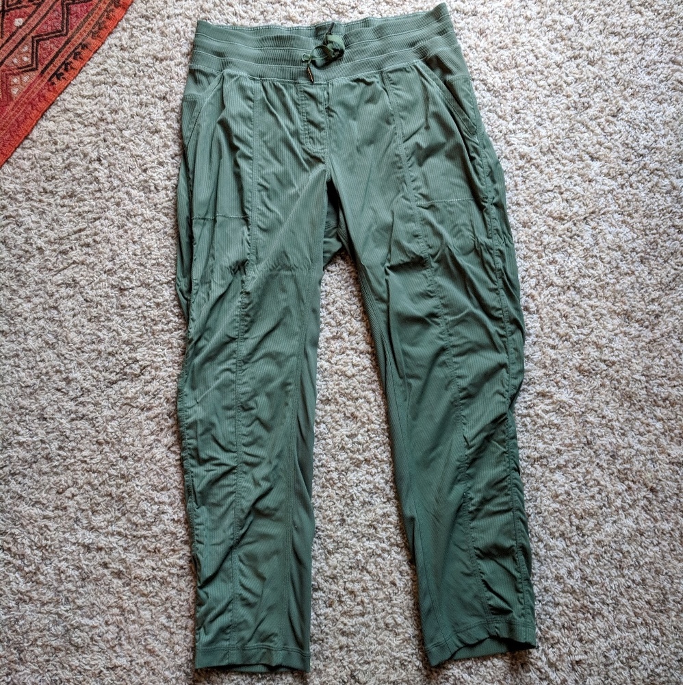 NWOT Lululemon cargo pant
